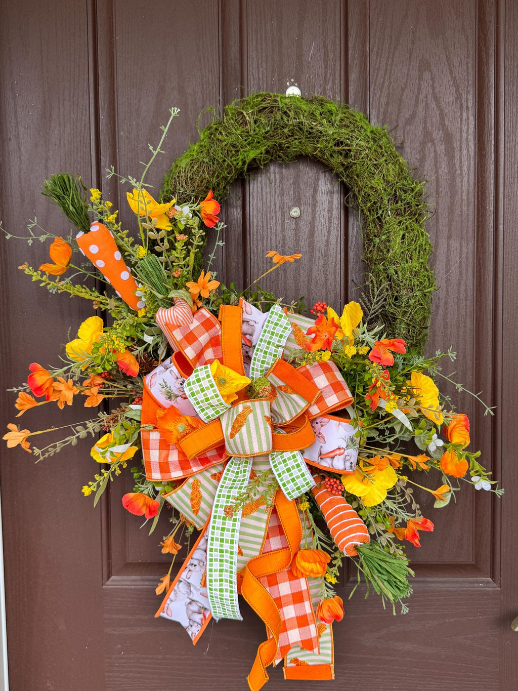 Easter Carrot Wreath, Moss Wreath with Carrots, Spring Door Wreath, Easter Front Door Decor, Orange Spring Wreath, Farmhouse Easter Decor